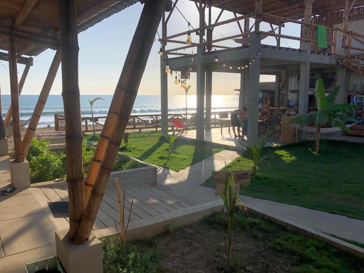 Free Spirit Hostel Ecuador, Puerto Engabao Exterior foto