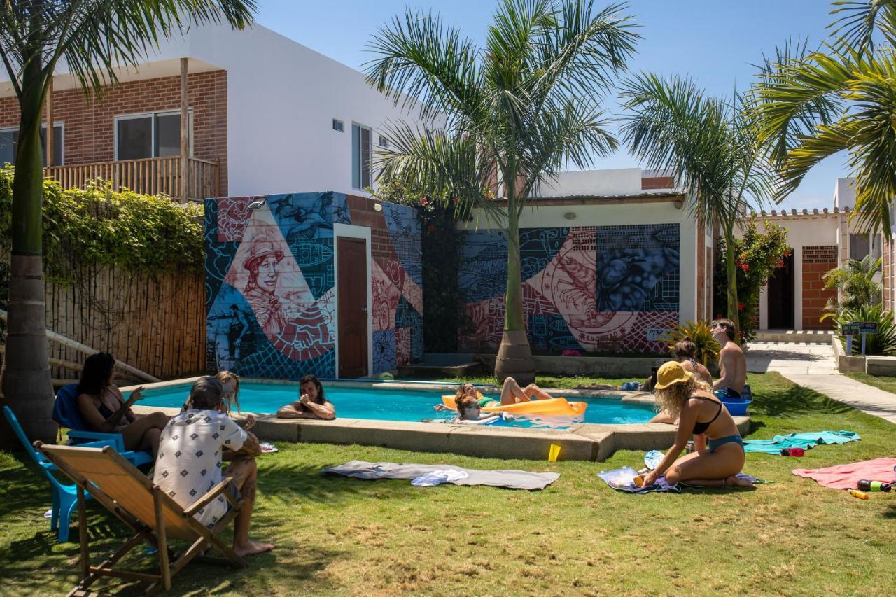 Free Spirit Hostel Ecuador, Puerto Engabao Exterior foto